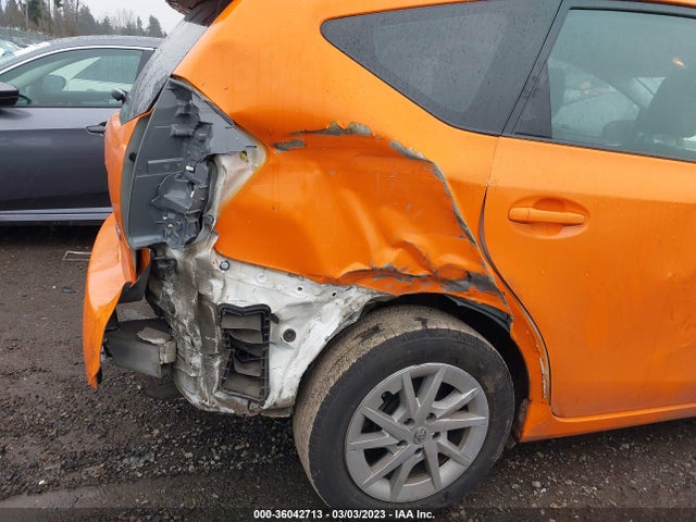 Toyota Prius V Two/three/five 2014 JTDZN3EU0E3356377 Image 7