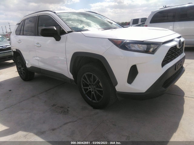 Toyota RAV4 LE 2019 2T3H1RFV1KC025884 Image 1