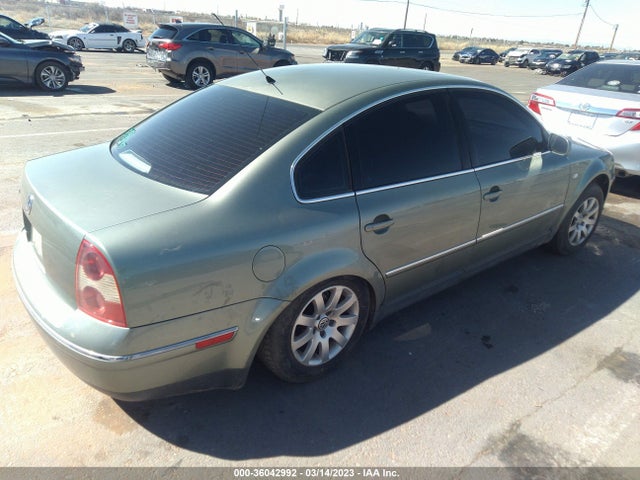 2002 VOLKSWAGEN PASSAT GLS VIN: WVWPD63B32P342121
