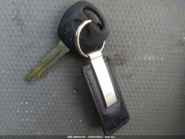 KNDMG4C31A6326981 KIA SEDONA LX