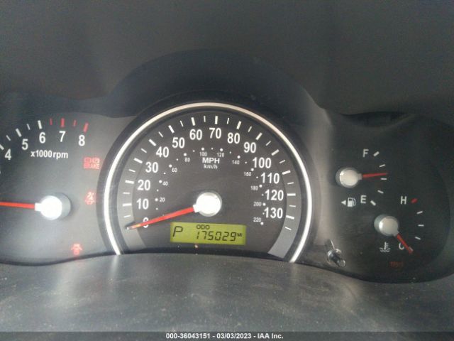 KNDMG4C31A6326981 KIA SEDONA LX