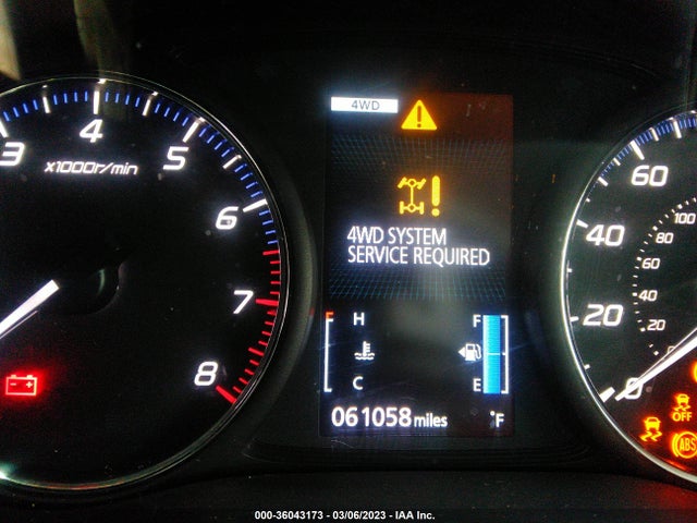 JA4AZ3A3XHZ030144 Mitsubishi Outlander Se/sel