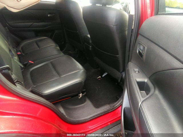 JA4AZ3A3XHZ030144 Mitsubishi Outlander Se/sel