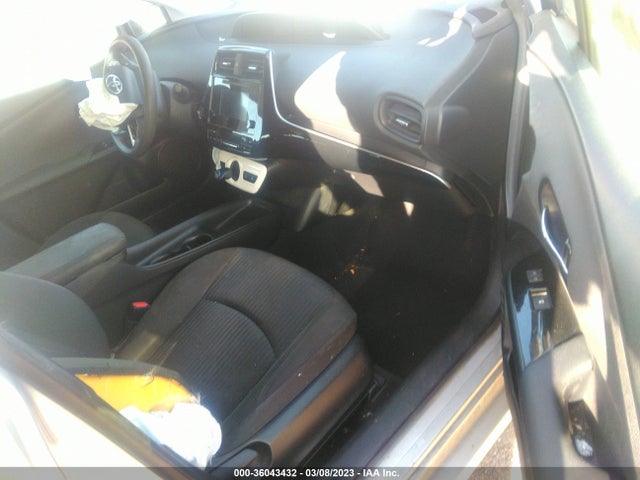 Toyota Prius Two 2016 JTDKBRFU4G3500396 Image 6