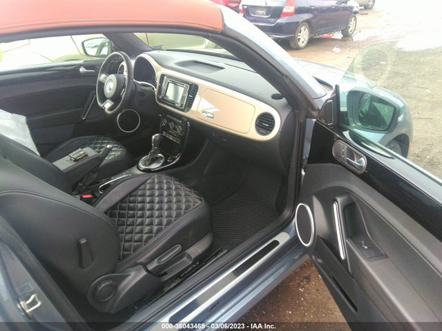 2019 Volkswagen Beetle, VIN: 3VW5DAAT7KM512022