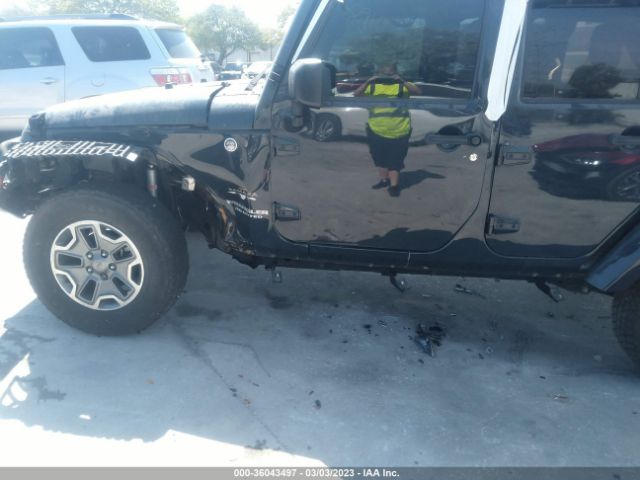 1C4BJWEG0HL579001 Jeep Wrangler Unlimited Sahara
