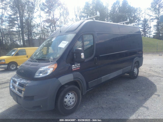 RAM Promaster Cargo Van 2017 3C6TRVDG8HE537913 Image 2