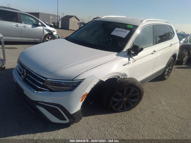 3VV3B7AX8NM120131 Volkswagen TIGUAN SE