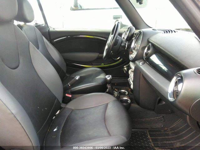 WMWMR3C58ATZ18799 Mini COOPER CONVERTIBLE