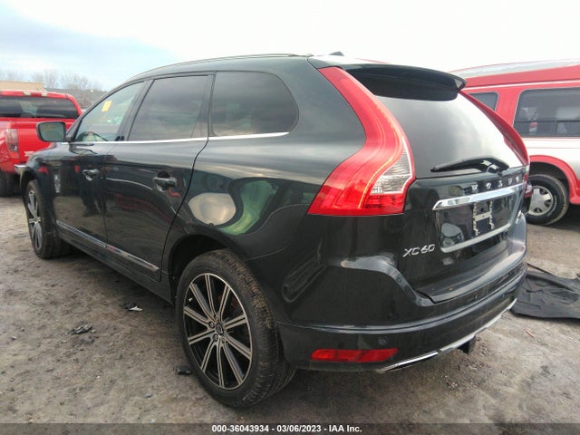 2016 Volvo XC60, VIN: YV449MRM0G2893996