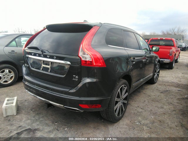2016 Volvo XC60, VIN: YV449MRM0G2893996