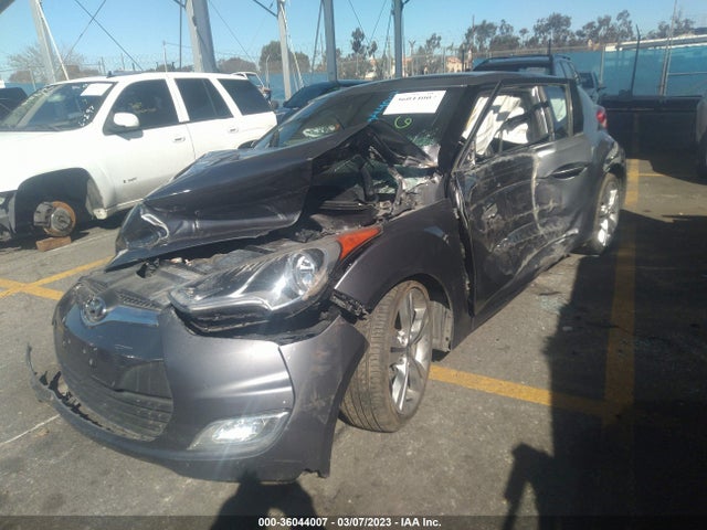 Hyundai VELOSTER 2016 KMHTC6AD0GU253486 Image 2
