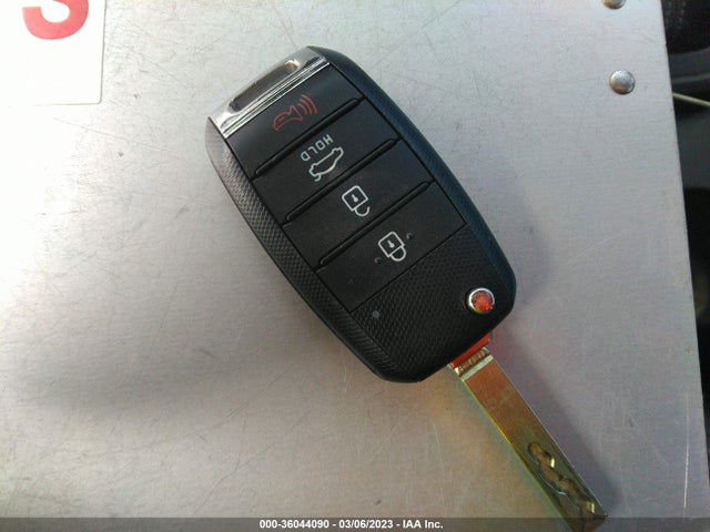 2020 KIA RIO 5-DOOR S VIN: 3KPA25AD5LE329415