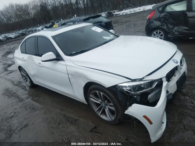 2017 WBA8D9G52HNU59846 main image