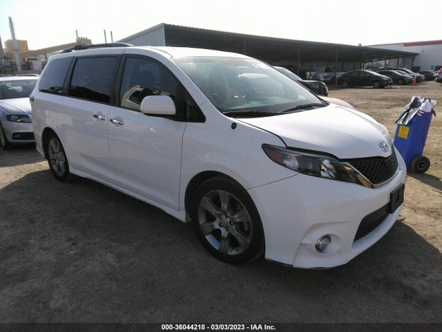 Toyota SIENNA SE 2014 5TDXK3DC3ES429832 Image 1