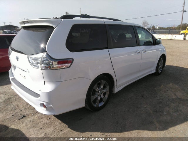 Toyota SIENNA SE 2014 5TDXK3DC3ES429832 Image 5