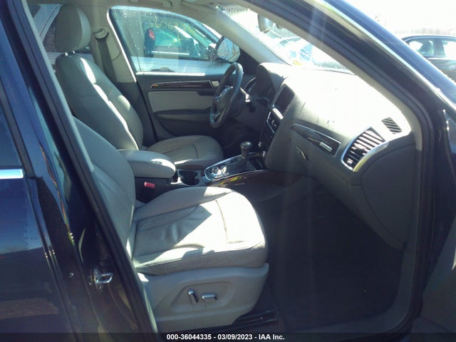 WA1CMAFP3EA074942 Audi Q5 Premium Plus