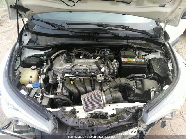 Toyota C-HR XLE 2018 NMTKHMBX7JR038146 Image 10