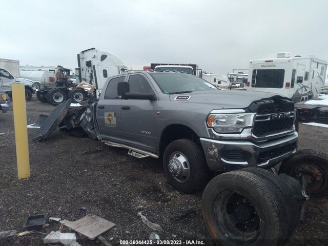 2022 Ram 3500 LCF, VIN: 3C63RRGL7NG402406