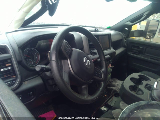 2022 Ram 3500 LCF, VIN: 3C63RRGL7NG402406