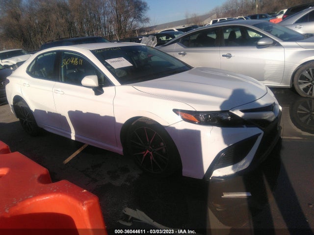 2021 Toyota Camry, VIN: 4T1G11AKXMU407934