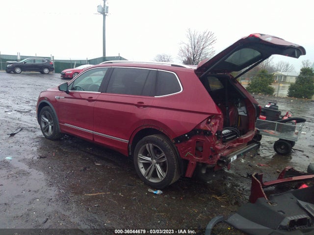 2018 VOLKSWAGEN TIGUAN SEL/SE VIN: 3VV3B7AX0JM156938