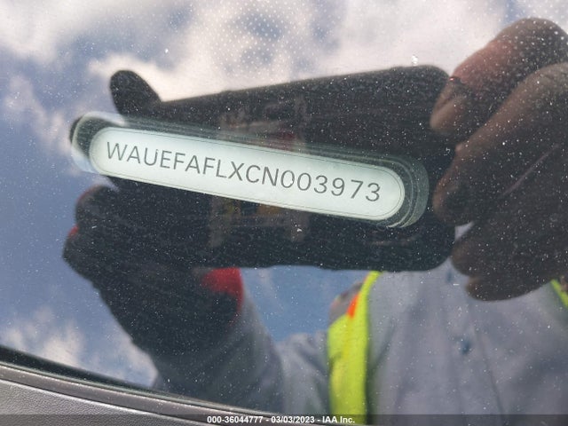 WAUEFAFLXCN003973 Audi A4 2.0t Premium Plus