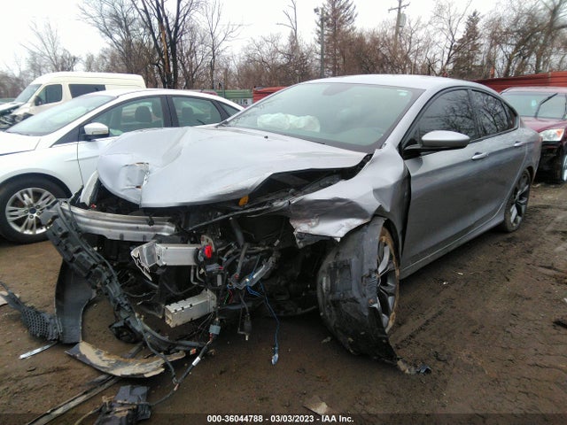 Chrysler 200 S 2015 1C3CCCBG9FN516650 Image 2