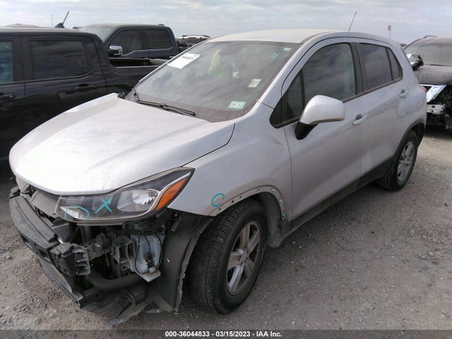 Chevrolet TRAX LS 2020 3GNCJKSB7LL280924 Image 2