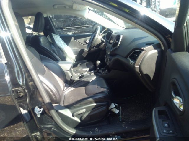 1C4PJMLB0KD195223 Jeep Cherokee Latitude Plus