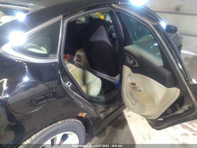 Chrysler 200 Limited 2015 1C3CCCAB5FN503254 Image 8