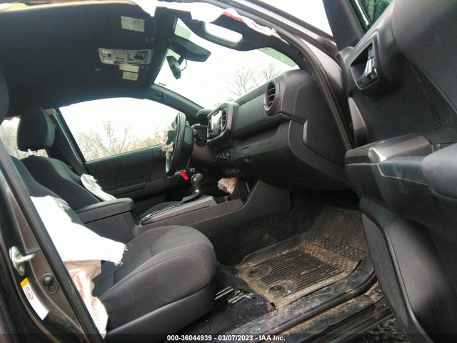2019 Toyota Tacoma, VIN: 3TMCZ5AN2KM277047