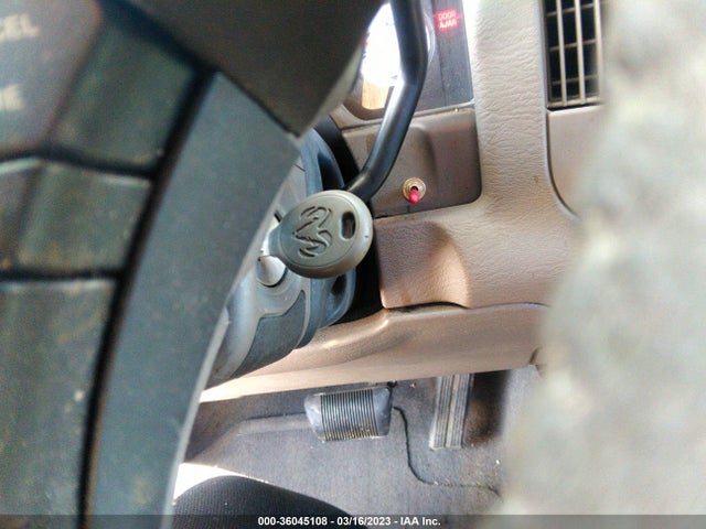 Dodge RAM 1500 2002 1D7HU18Z12J154218 Image 3
