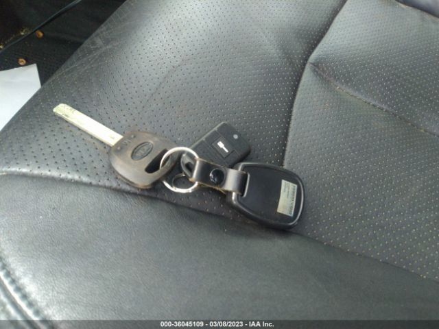 KNALD125485156215 KIA Amanti