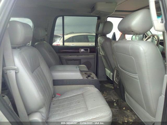 2006 LINCOLN NAVIGATOR LUXURY/ULTIMATE VIN: 5LMFU28526LJ16875
