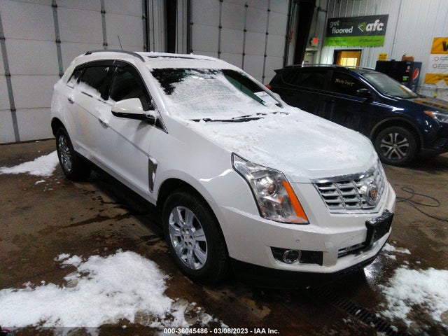 2016 Cadillac SRX, VIN: 3GYFNEE38GS553133