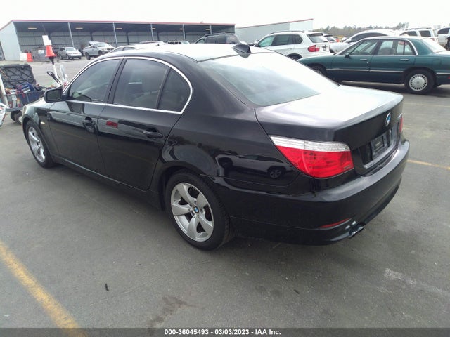 BMW 5 Series 528i 2008 WBANU53518CT00152 Image 4