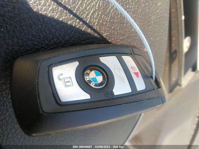BMW 3 Series 320i Xdrive 2016 WBA8A3C51GK688238 Image 11