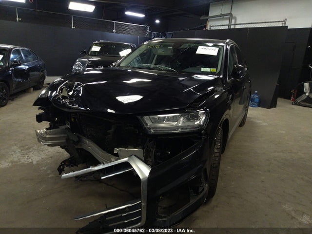 WA1LHAF78JD020761 Audi Q7 Premium Plus