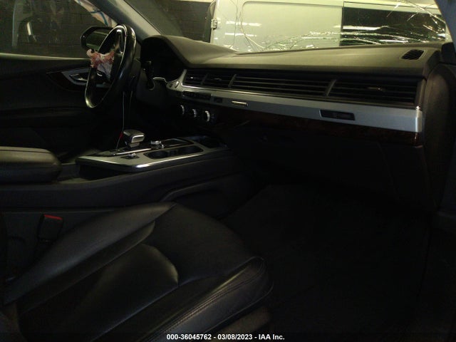 WA1LHAF78JD020761 Audi Q7 Premium Plus