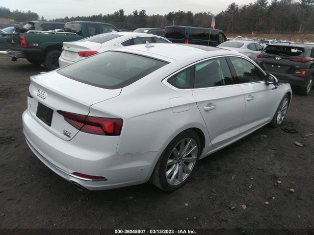WAUANCF58JA058831 Audi A5 Sportback Premium