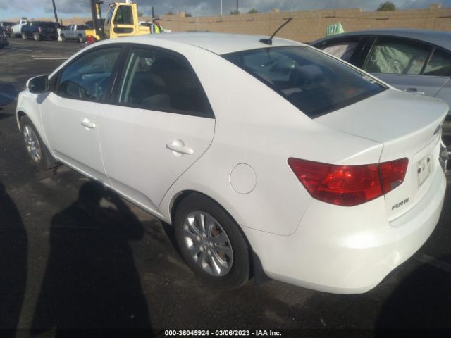KNAFU4A23D5729847 KIA FORTE EX