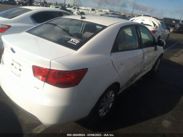 KNAFU4A23D5729847 KIA FORTE EX