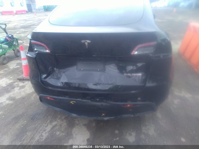 2022 TESLA MODEL Y PERFORMANCE VIN: 7SAYGDEF8NF541697