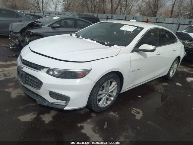 Chevrolet MALIBU LT 2018 1G1ZD5STXJF177047 Image 2