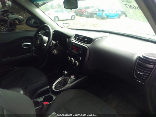 KNDJN2A22E7016717 KIA Soul Base