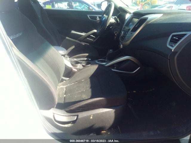 Hyundai VELOSTER 2016 KMHTC6AD8GU303020 Image 6