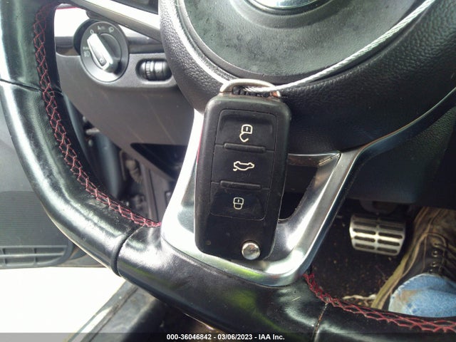 3VW4T7AJ0GM385668 Volkswagen Jetta Sedan 2.0t Gli Sel
