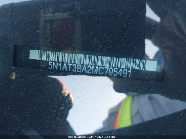 5N1AT3BA2MC795491 Nissan ROGUE SV