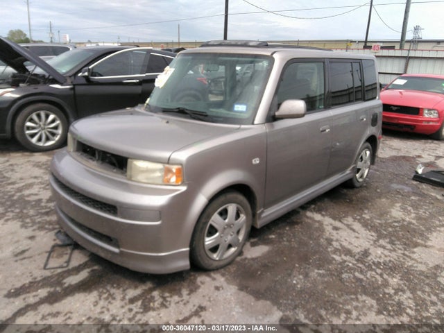 2005 SCION XB VIN: JTLKT324750193972